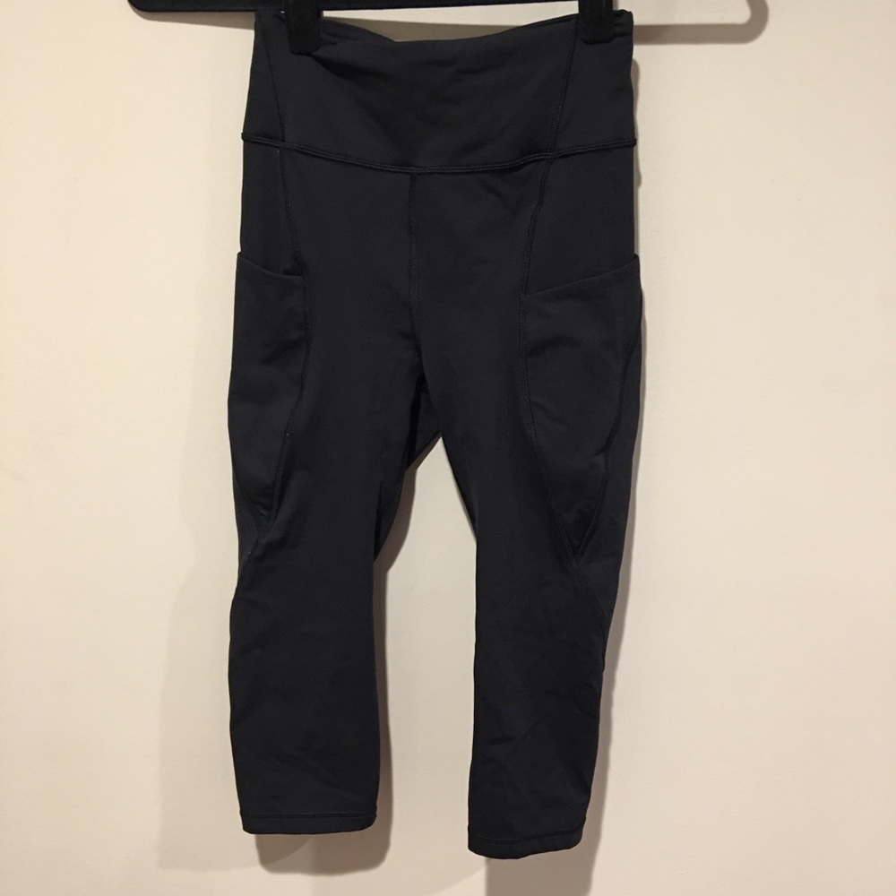 lululemon athletica Black High-Rise Cropped Leggings with Side Pockets